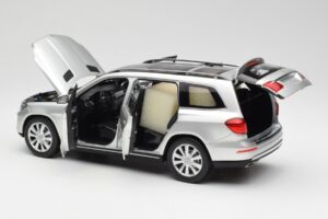 Mercedes GL-Class X166 Iridium Silver Metallic Norev 1:18 B66960097 Diecast — photo 5 of 8
