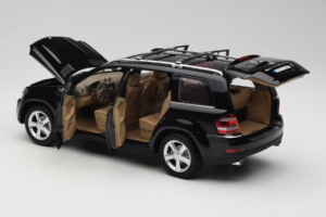 Mercedes GL X164 Obsidian Black Minichamps 1:18 B66962334 Diecast — photo 5 of 8