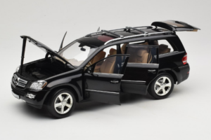 Mercedes GL X164 Tanzanite Blue Minichamps 1:18 B66962335 Diecast — photo 2 of 8