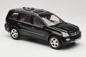 Mercedes GL X164 Tanzanite Blue Minichamps 1:18 B66962335 Diecast — photo 6 of 8