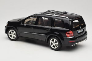 Mercedes GL X164 Tanzanite Blue Minichamps 1:18 B66962335 Diecast — photo 7 of 8