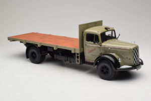 Mercedes L6600 Rungewagen Grey Black Minichamps 1:18 109031050-R1 Diecast — photo 6 of 9