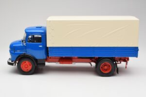 Mercedes L911 Blue Schuco 1:18 450044800 Diecast — photo 4 of 8