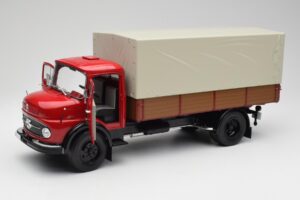 Mercedes L 911 Red Schuco 1:18 450016400 Diecast — photo 2 of 8