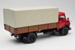 Mercedes L 911 Red Schuco 1:18 450016400 Diecast — photo 3 of 8