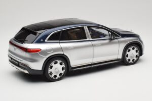 Mercedes Maybach EQS 680 V297 Blue NZG 1:18 1060/23 Diecast — photo 3 of 8