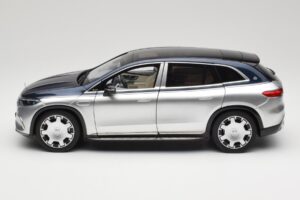 Mercedes Maybach EQS 680 V297 Blue NZG 1:18 1060/23 Diecast — photo 4 of 8