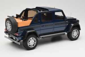 Mercedes Maybach G650 Landaulet Dark Blue GT Spirit 1:18 GT174 Resin — photo 2 of 6