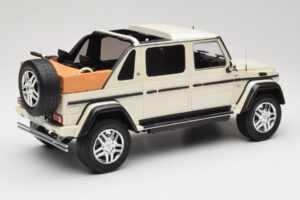 Mercedes Maybach G650 Landaulet W463 White Schuco 1:18 450017800 Diecast — photo 2 of 6