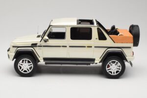 Mercedes Maybach G650 Landaulet W463 White Schuco 1:18 450017800 Diecast — photo 3 of 6