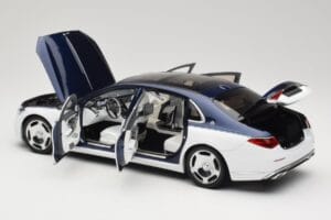 Mercedes Maybach S-Class Z223 Nautical Blue Diamond White Almost Real 1:18 820126 Diecast — photo 5 of 8