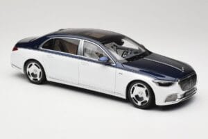Mercedes Maybach S-Class Z223 Nautical Blue Diamond White Almost Real 1:18 820126 Diecast — photo 6 of 8