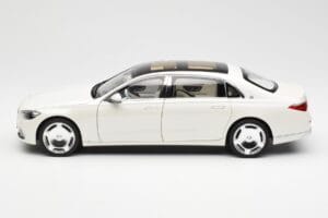 Mercedes Maybach S680 4Matic X223 Diamond White Norev 1:18 183918 Diecast — photo 4 of 8