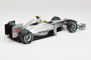 Mercedes MGP W01 #4 N. Rosberg Mercedes GP Showcar 2010 Minichamps 1:18 150100074 Diecast — photo 2 of 7