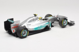 Mercedes MGP W02 #8 N. Rosberg Mercedes GP Showcar 2011 Minichamps 1:18 110110078 Diecast — photo 2 of 7