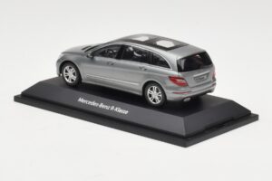 Mercedes R-Class W251 Palladium Silver Metallic Minichamps 1:43 B66960055 Diecast — photo 3 of 4