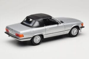 Mercedes R107 380 SL Silver Norev 1:18 183725 Diecast — photo 3 of 8