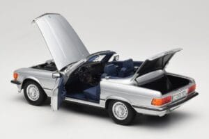 Mercedes R107 380 SL Silver Norev 1:18 183725 Diecast — photo 5 of 8