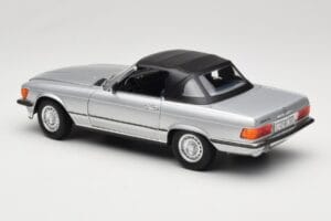 Mercedes R107 380 SL Silver Norev 1:18 183725 Diecast — photo 7 of 8