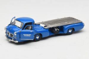 Mercedes Renntransporter Blue Wonder CMC 1:43 M-036K Diecast — photo 2 of 8