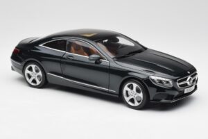 Mercedes S-Class Coupe C217 Smaragd Green Metallic Norev 1:18 B66961244 Diecast — photo 6 of 8