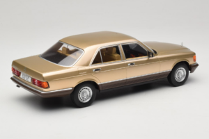 Mercedes S-Class W126 Metallic Beige MCG 1:18 MCG18548 Diecast — photo 2 of 6