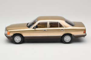 Mercedes S-Class W126 Metallic Beige MCG 1:18 MCG18548 Diecast — photo 3 of 6