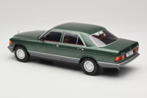 Mercedes S-Class W126 Metallic Green MCG 1:18 MCG18549 Diecast — photo 5 of 6