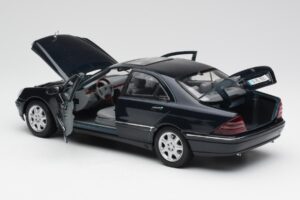 Mercedes S-Class W220 Blue Maisto 1:18 56051 Diecast — photo 5 of 8
