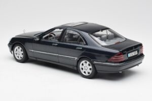 Mercedes S-Class W220 Blue Maisto 1:18 56051 Diecast — photo 7 of 8