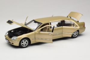 Mercedes S-Class W220 Pullman Gold Metallic Sun Star 1:18 4113 Diecast — photo 2 of 8