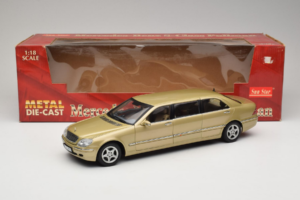 Mercedes S-Class W220 Pullman Gold Metallic Sun Star 1:18 4113 Diecast — photo 8 of 8