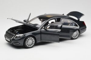 Mercedes S-Class W222 Blue Anthracite Metallic Norev 1:18 B66960157 Diecast — photo 2 of 8
