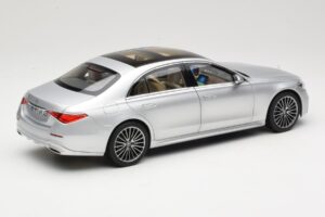 Mercedes S-Class W223 AMG Line Brilliant Silver Norev 1:18 183805 Diecast — photo 3 of 8