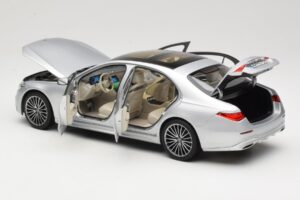 Mercedes S-Class W223 AMG Line Brilliant Silver Norev 1:18 183805 Diecast — photo 5 of 8