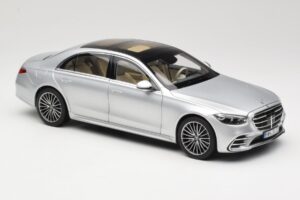 Mercedes S-Class W223 AMG Line Brilliant Silver Norev 1:18 183805 Diecast — photo 6 of 8
