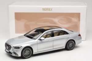 Mercedes S-Class W223 AMG Line Brilliant Silver Norev 1:18 183805 Diecast — photo 8 of 8