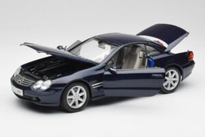 Mercedes SL 500 R230 Blue Maisto 1:18 B66962126 Diecast — photo 2 of 8