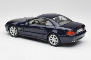 Mercedes SL 500 R230 Blue Maisto 1:18 B66962126 Diecast — photo 7 of 8
