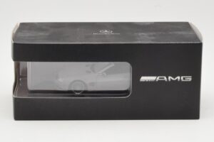 Mercedes SL 55 AMG R230 Silver Minichamps 1:43 B66962347 Diecast — photo 4 of 4