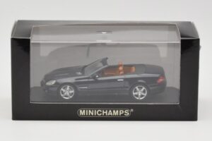 Mercedes SL R230 Black Minichamps 1:43 B66961922 Diecast — photo 4 of 4