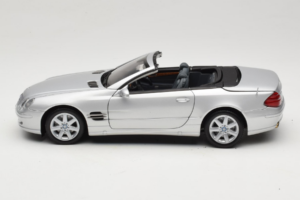 Mercedes SL R129 Silver Minichamps 1:18 B66962133 Diecast — photo 5 of 10