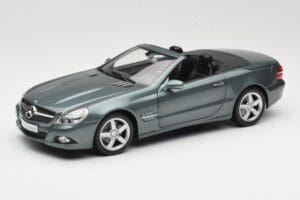 Mercedes SL R230 Amiant Green Minichamps 1:18 B66962389 Diecast