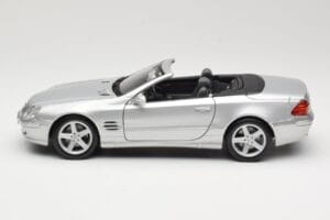 Mercedes SL R230 Silver Maisto 1:18 B66962125 Diecast — photo 4 of 8