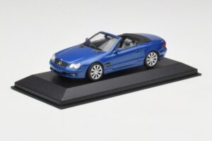 Mercedes SL R230 Tanzanite Blue Minichamps 1:43 B66962250 Diecast — photo 2 of 4