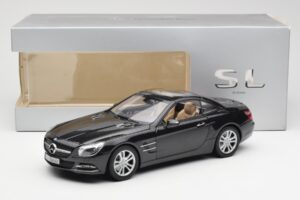 Mercedes SL R231 Magnetite Black Metallic Norev 1:18 B66960107 Diecast — photo 9 of 9