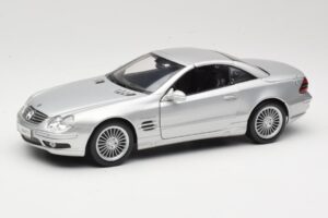 Mercedes SL55 AMG R230 Silver Maisto 1:18 36894 Diecast