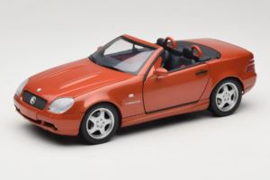 Mercedes SLK R170 230 AMG Orange Metallic Minichamps 1:18 B66005227 Diecast