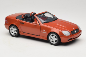 Mercedes SLK R170 230 AMG Orange Metallic Minichamps 1:18 B66005227 Diecast — photo 7 of 9