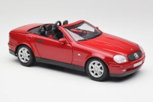 Mercedes SLK 230 R170 Red Maisto 1:18 56023 Diecast — photo 7 of 9